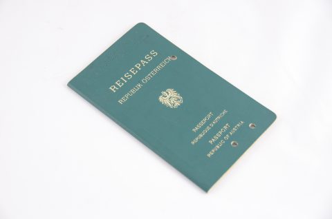 Putovnica - rekvizit
